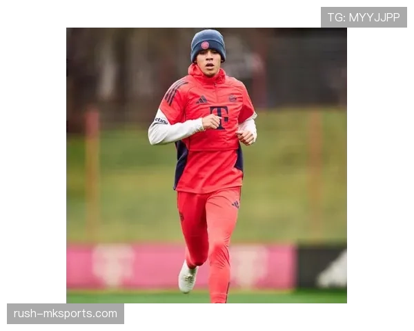 穆西亚拉闪耀拜仁中场，年轻核心引领球队新篇章